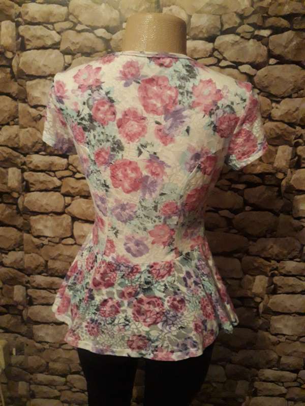 SUPERSOFT PEPLUM SLIP OVER TOP IN OPAQUE POLYESTER/RAYON FABRIC - SIZE 12/36/L