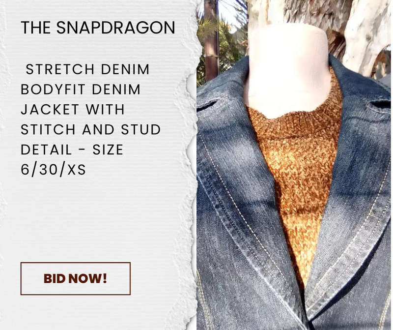 NETWORK BRAND - BEAUTIFUL BODYFIT STRETCH DENIM JACKET WITH STITCH AND STUD DETAIL