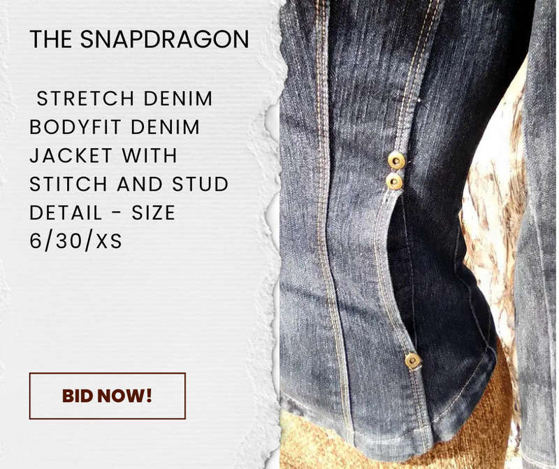 NETWORK BRAND - BEAUTIFUL BODYFIT STRETCH DENIM JACKET WITH STITCH AND STUD DETAIL