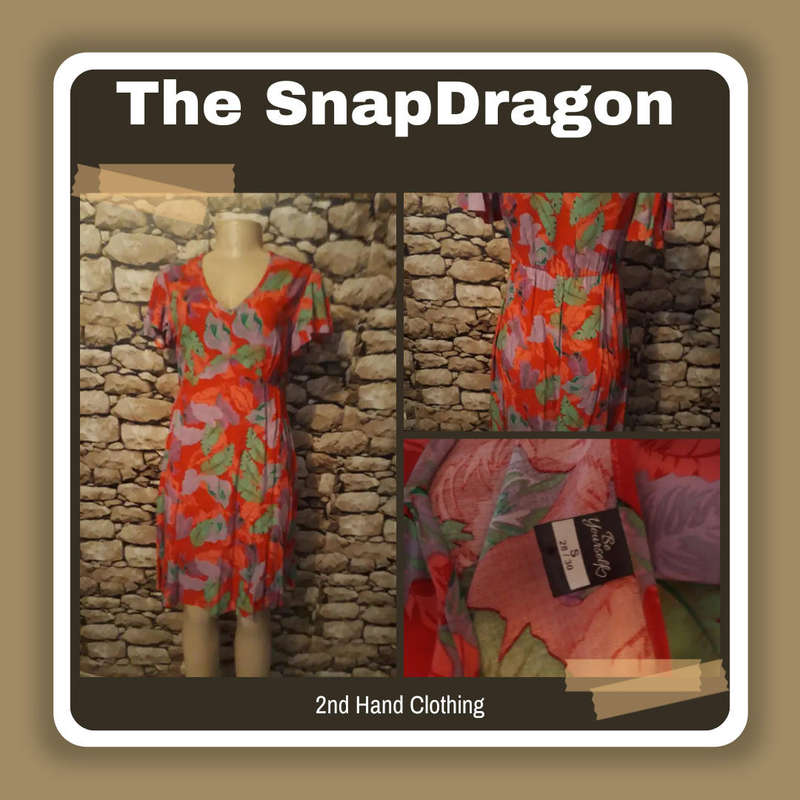 LOVELY COLOURFUL SUMMER DRESS IN 100% VISCOSE - NEW ITEM - SIZE 28/30 SMALL