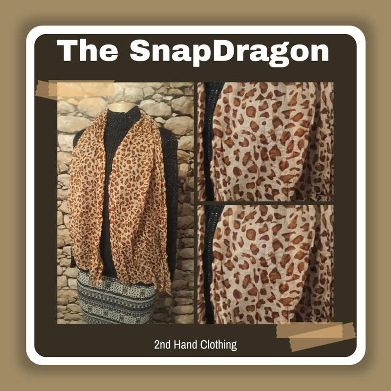 WRINKLED SHEER ANIMAL PRINT PATTERN SCARF IN AS NEW CONDITION