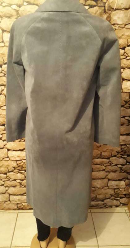 VINTAGE COAT - GREY SUEDE TRENCH COAT IN AS NEW CONDITION