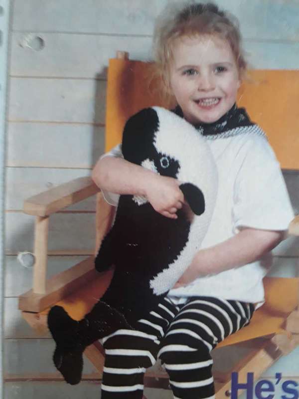 TOY KNITTING PATTERN - KNITTED WHALE