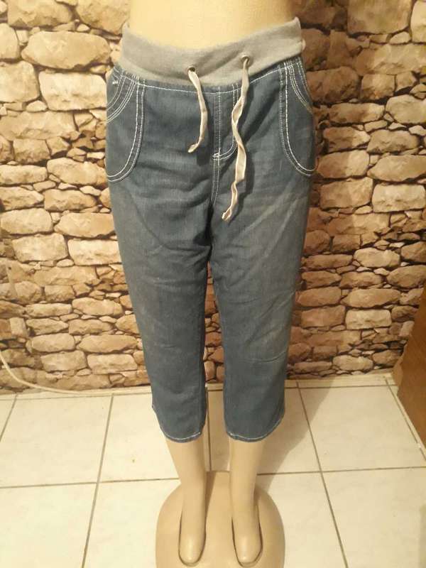 REAL CLOTHING BRAND CROPPED DENIM PANTS WITH DRAWSTRING - SIZE 16/38/2XL - GOOD CONDITION