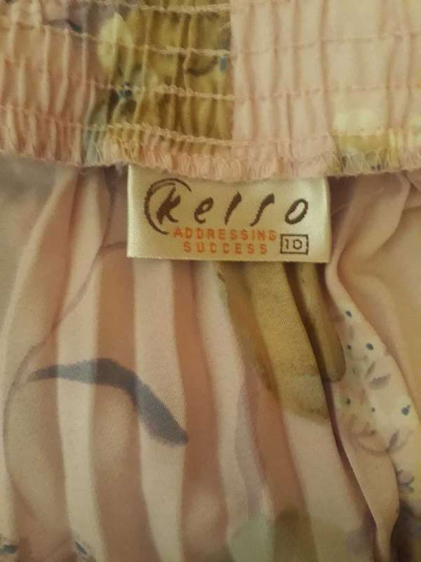 VINTAGE  2 PIECE SKIRT SUIT - KELSO ADDRESSING SUCCESS FLOWER PRINT - SIZE 10/34/MEDIUM