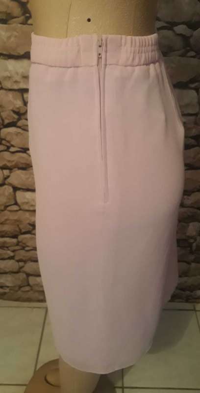 VINTAGE ROSE COLOURED 3 PIECE SUIT IN AS NEW CONDITION - SIE 12/36/LARGE