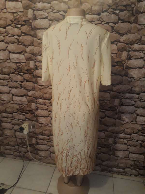 TASTEFULLY PATTERN RICH CREAM WITH BRIWN FLORAL PATTERN TORI DRESX