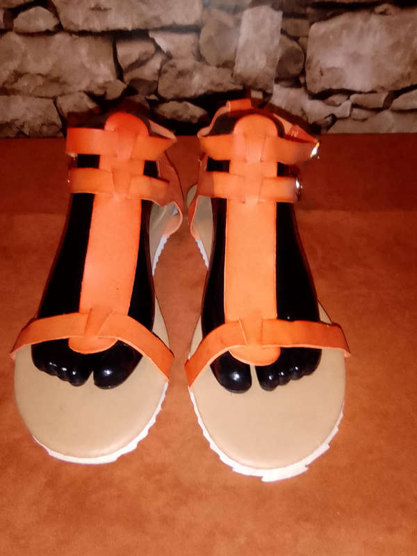 ORANGE GLADIATOR SANDALS - NEW CONDITION - SIZE 8