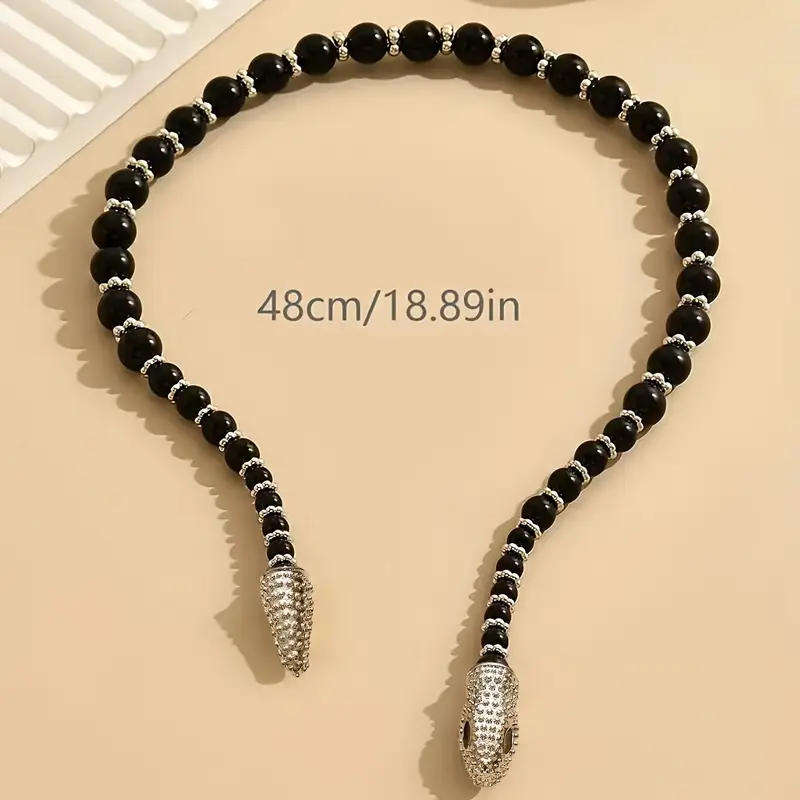 A Gothic Mysterious Fashion Beaded Necklace Snake-shaped Jewelry