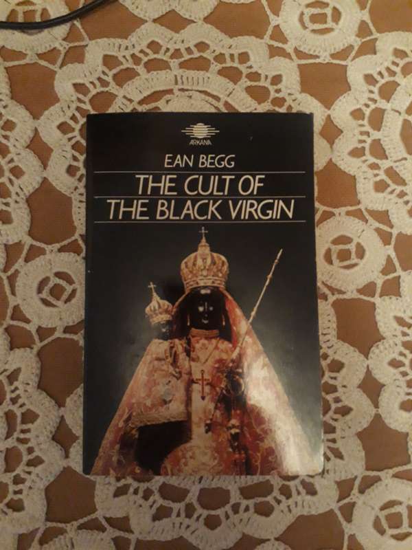 OCCULT BOOK - THE CULT OF THE BLACK VIRGIN BY IAN BEGG - PUB 1986 - PAPERBACK