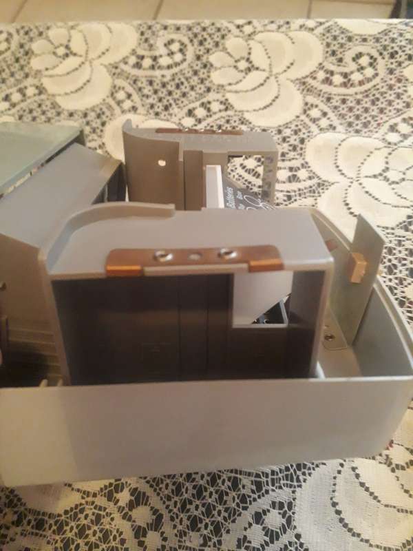 VINTAGE COLLECTABLE PHOTAX PLANET 2 SLIDE VIEWER