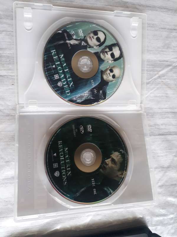 DVD BOX SET: THE MATRIX/MATRIX RELOADED/MATRIX REVOLUTIONS  AS NEW CONDITION