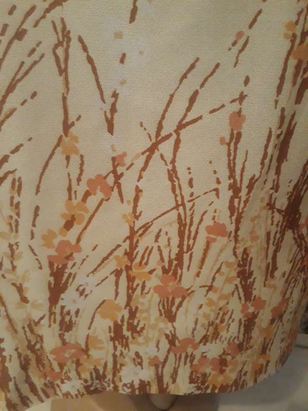 TASTEFULLY PATTERN RICH CREAM WITH BRIWN FLORAL PATTERN TORI DRESX