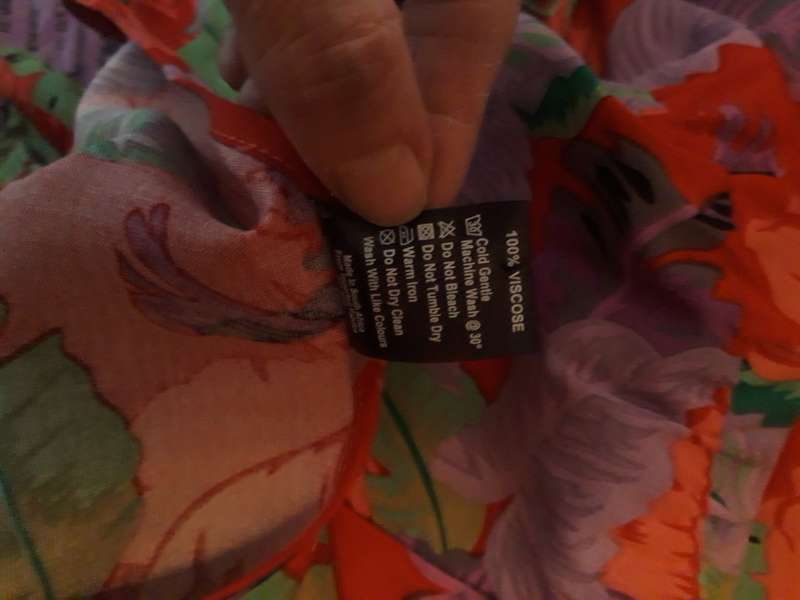LOVELY COLOURFUL SUMMER DRESS IN 100% VISCOSE - NEW ITEM - SIZE 28/30 SMALL