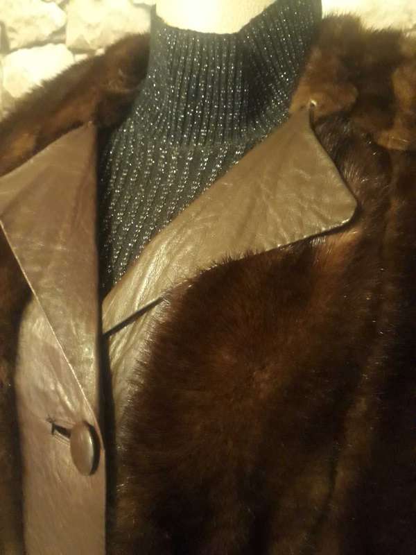 VINTAGE 1970'S JACKETS GENIUNE LEATHER AND MINK K BOROWSKI JACKET - SIZE 10/34/MEDIUM