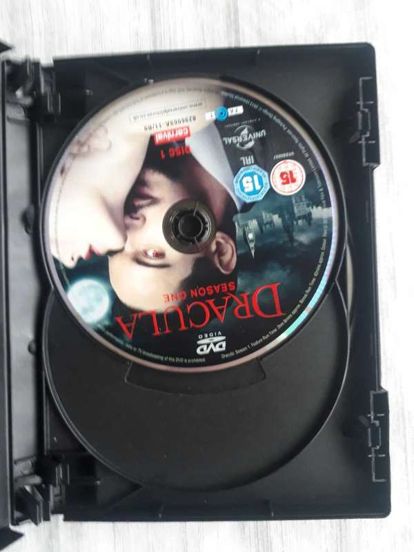 DVD BOX SET - JONATHAN RHYS MEYERS DRACULA THE LEGEND TAKES NEW LIFE