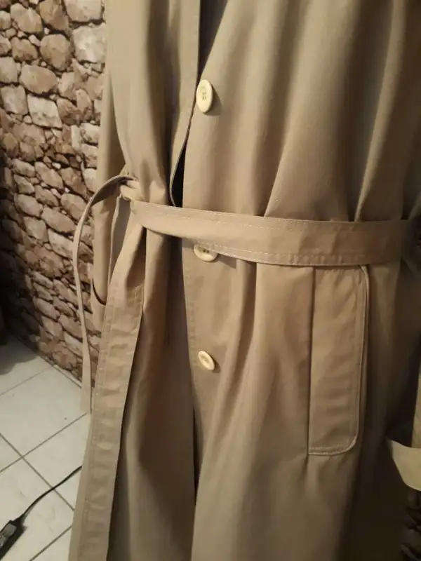 VINTAGE 1980'S RUDCO RAINCOAT BEIGE WITH REMOVABLE INNER AS NEW CONDITION - SIZE 10/34/M