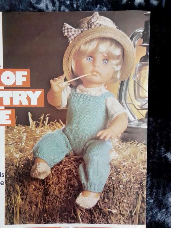 FIRST LOVE DOLL KNITTING PATTERN - A BIT OF COUNTRY STYLE