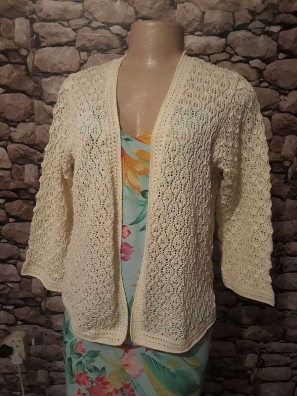 Pretty open cardigan in vanilla colour knitted in Leaf Lace Pattern and Crochet edge