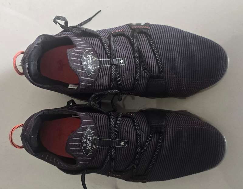 GOLF - Under Armour UA HOVR Tour SL Spikeless Golf Shoes (Size 9.5)