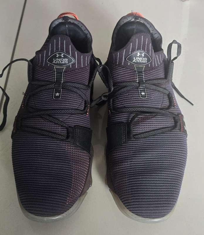 GOLF - Under Armour UA HOVR Tour SL Spikeless Golf Shoes (Size 9.5)
