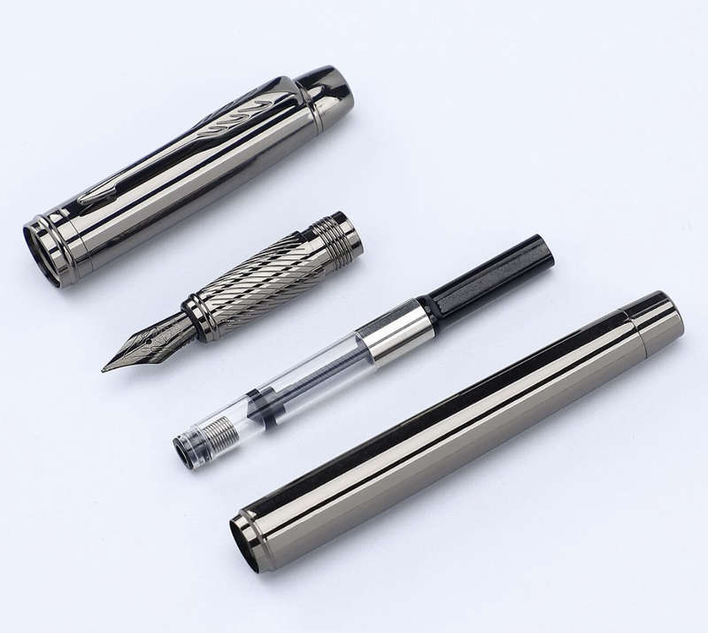 Classic Gunmetal Fountain Pen