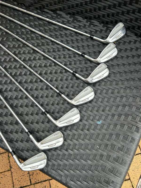 Titleist T100s