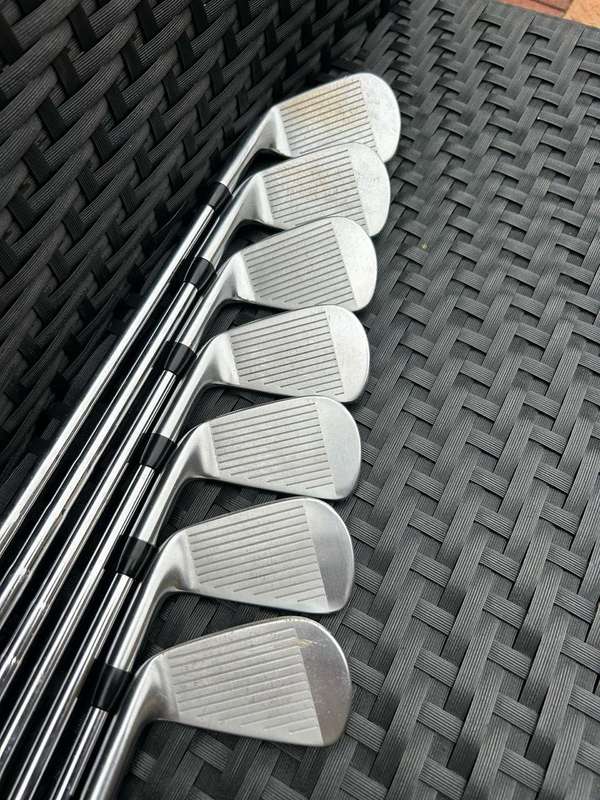 Titleist T100s