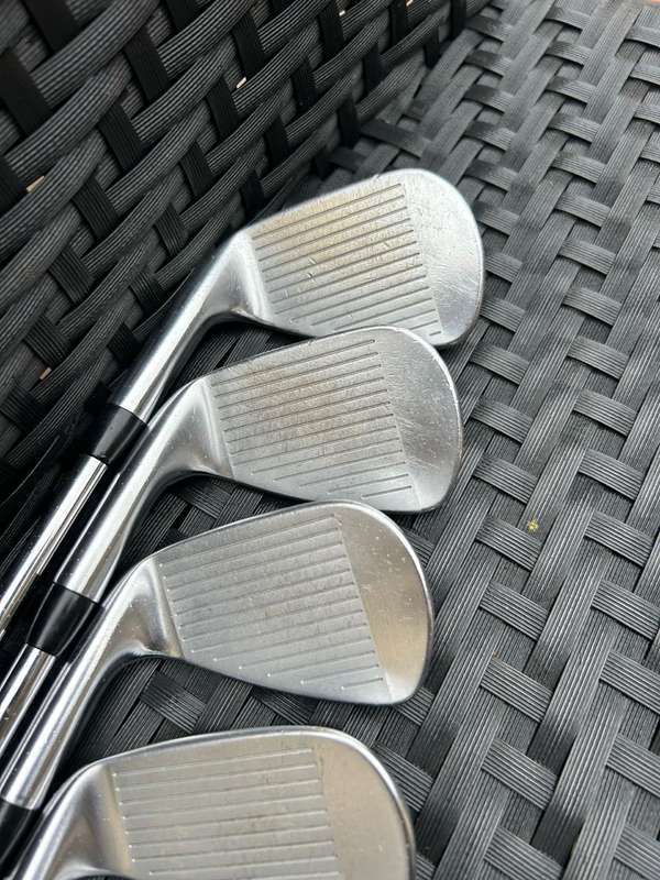 Titleist T100s