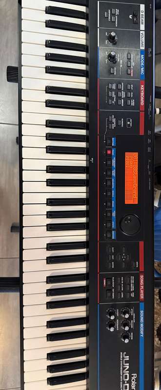 Roland Juno DI