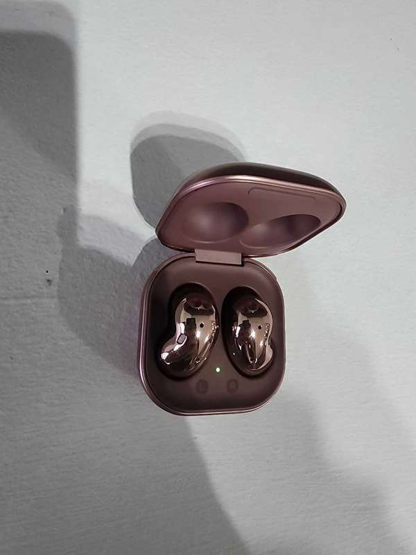 Galaxy Buds Live [Hardly Used] [Good Condition]