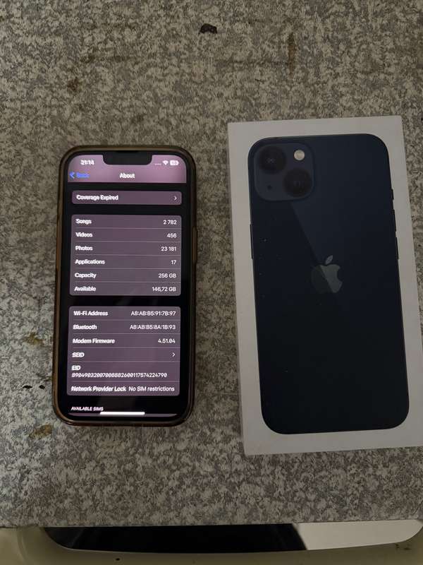 iPhone 13 256GB