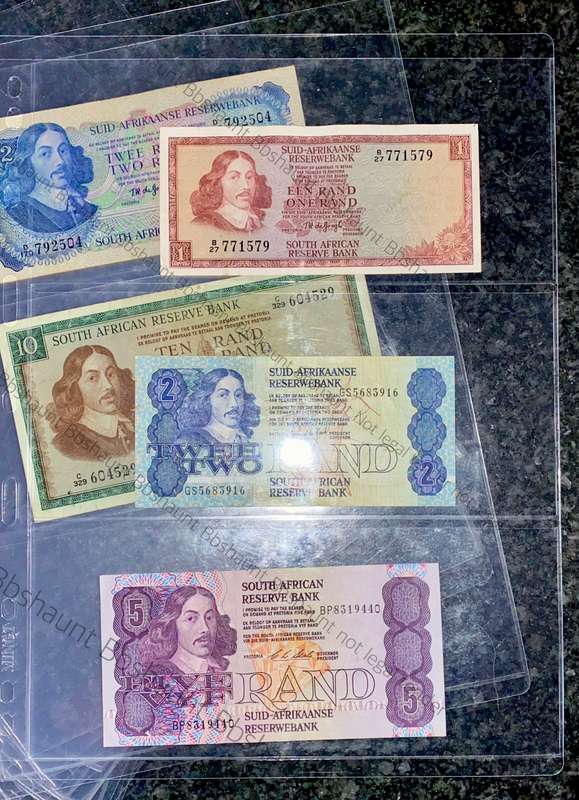 Banknote Hard Plastic Sleeves - 3 Pocket sleeve (1 bid takes all 10 sleeves) banknotes included