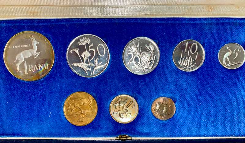 SOUTH AFRICA PROOF SET SILVER R1 TO 1/2 CENT -- 1978 -- IN BLUE SA MINT BOX