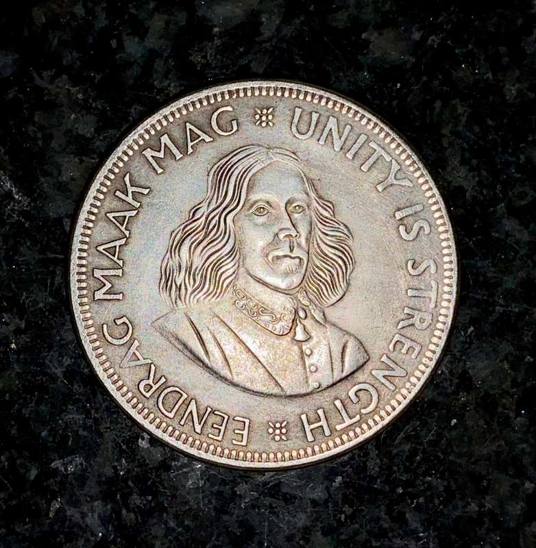 S A UNION 5 SHILLINGS 1961 EXCELLENT FORGERY NOT SILVER