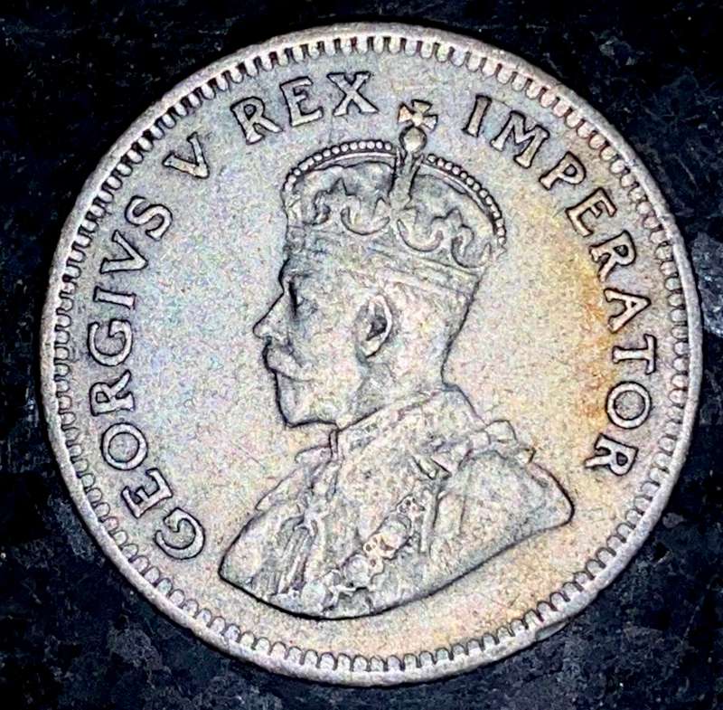 S A UNION SILVER 6D SIXPENCE -- 1934 --