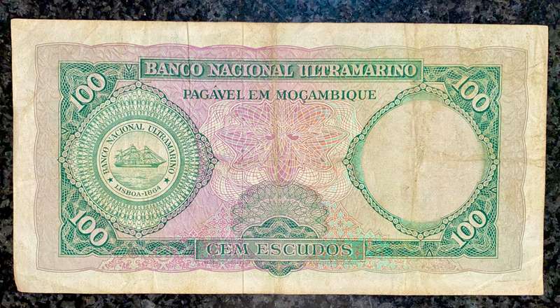 MOZAMBIQUE 100 ESCUDOS 1961 ULTRAMARINO