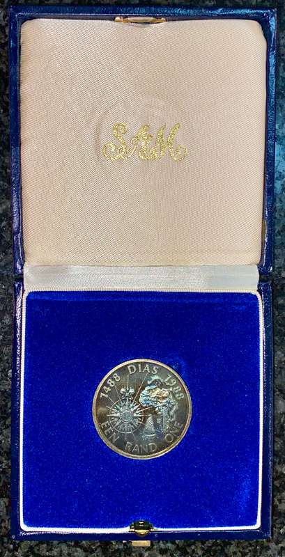 south Africa silver R1 -- 1988  -- DIAS 1488-1988 - in sa mint box