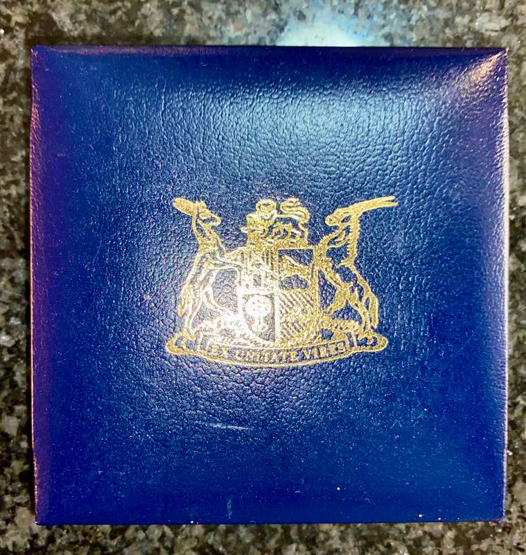 South Africa. silver proof R1 --1989-- in blue SA Mint box in capsule