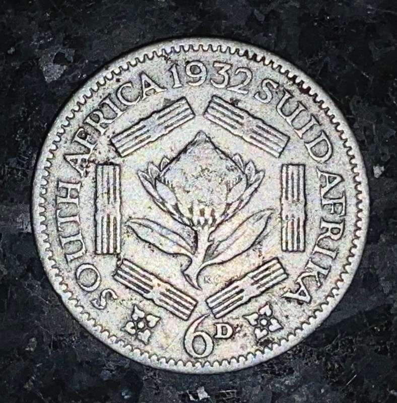 SA Union 1932 silver 6d sixpence