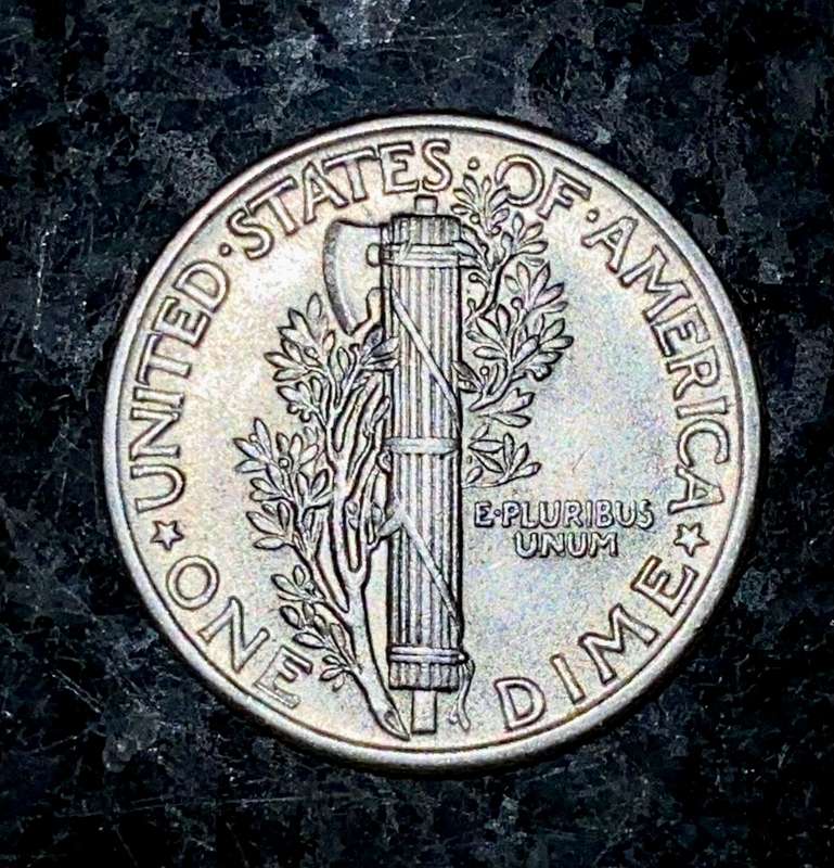 USA 1941 WW2 -- 1 DIME -- good condition 900 silver