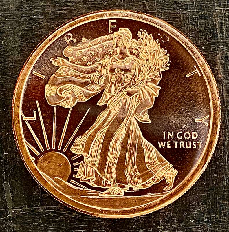 1OZ -- Walking liberty -- 1OZ 999 Copper Round BU