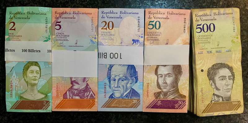 Venezuela Bolivars Bank Packs set 2 Bolivar to 50 Bolivar UNC 2018 (500 pack is circulated)