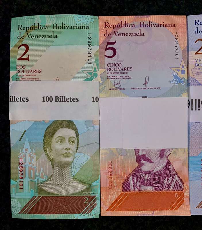 Venezuela Bolivars Bank Packs set 2 Bolivar to 50 Bolivar UNC 2018 (500 pack is circulated)
