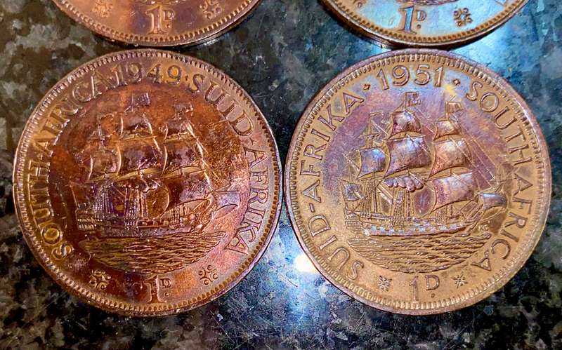 S.A Union set 1 penny 1949 & 1951 amazing toning excellent conditions (1 bid atkes all)