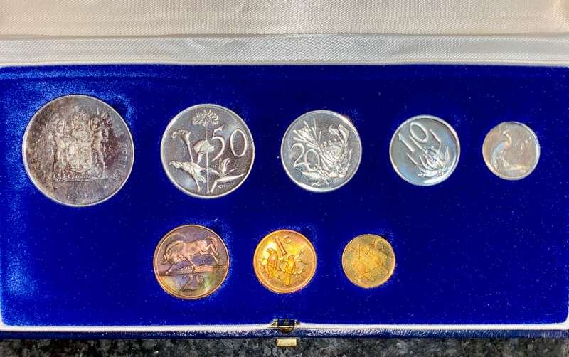 South Africa Proof set silver R1 TO 1/2 cent 1983 blue SA mint box