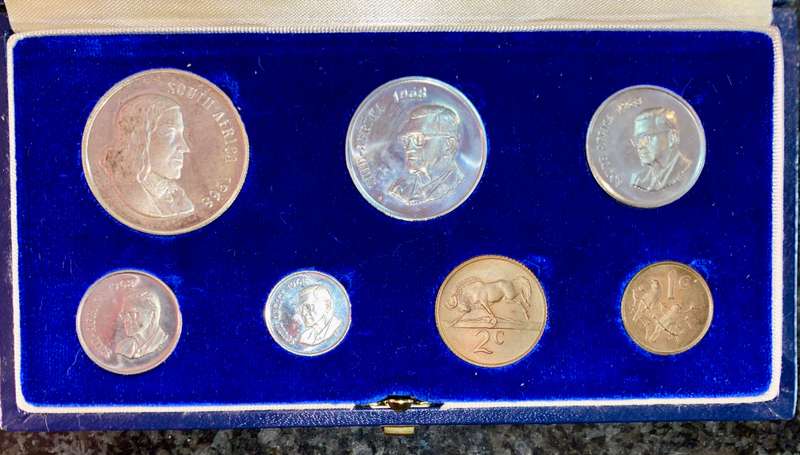 South Africa Proof set silver R1 TO 1 cent 1968 English blue SA mint box