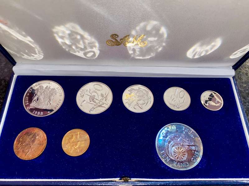 South Africa Proof set silver R1 (Groot Trek) TO 1 cent + nickel R1 - 1988 blue SA mint box