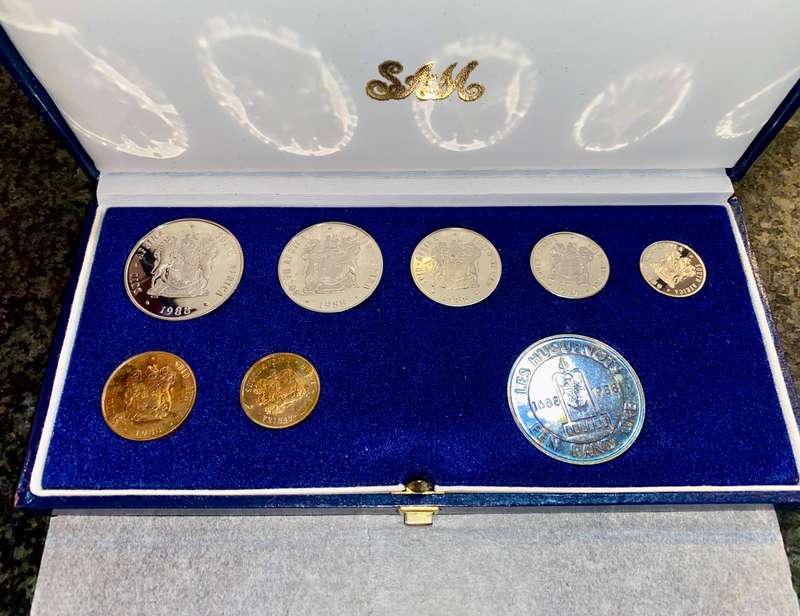 South Africa Proof set silver R1 (Les Huguenots ) TO 1 cent + nickel R1 - 1988 blue SA mint box