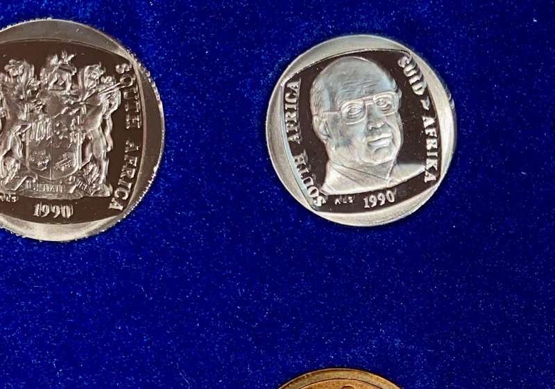 South Africa Proof set 1990 - R2 TO 1 cent blue SA mint box with cover